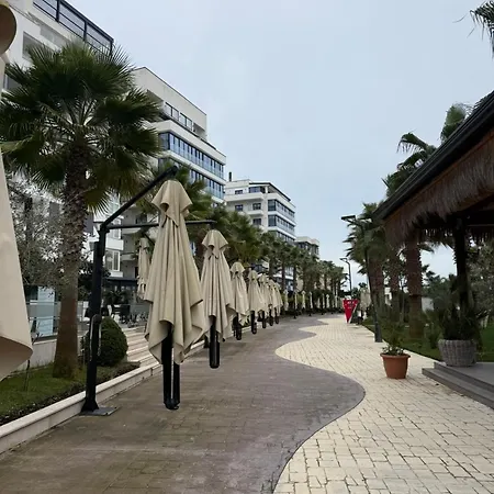 Palm Paradise Apartment Golem (Tirana)